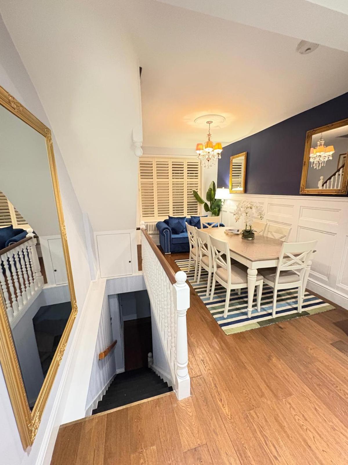 Stunning 5 Bed Town House With Terrace In Londen